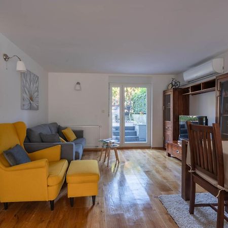 Apartment Gabriella Zagreb Bagian luar foto