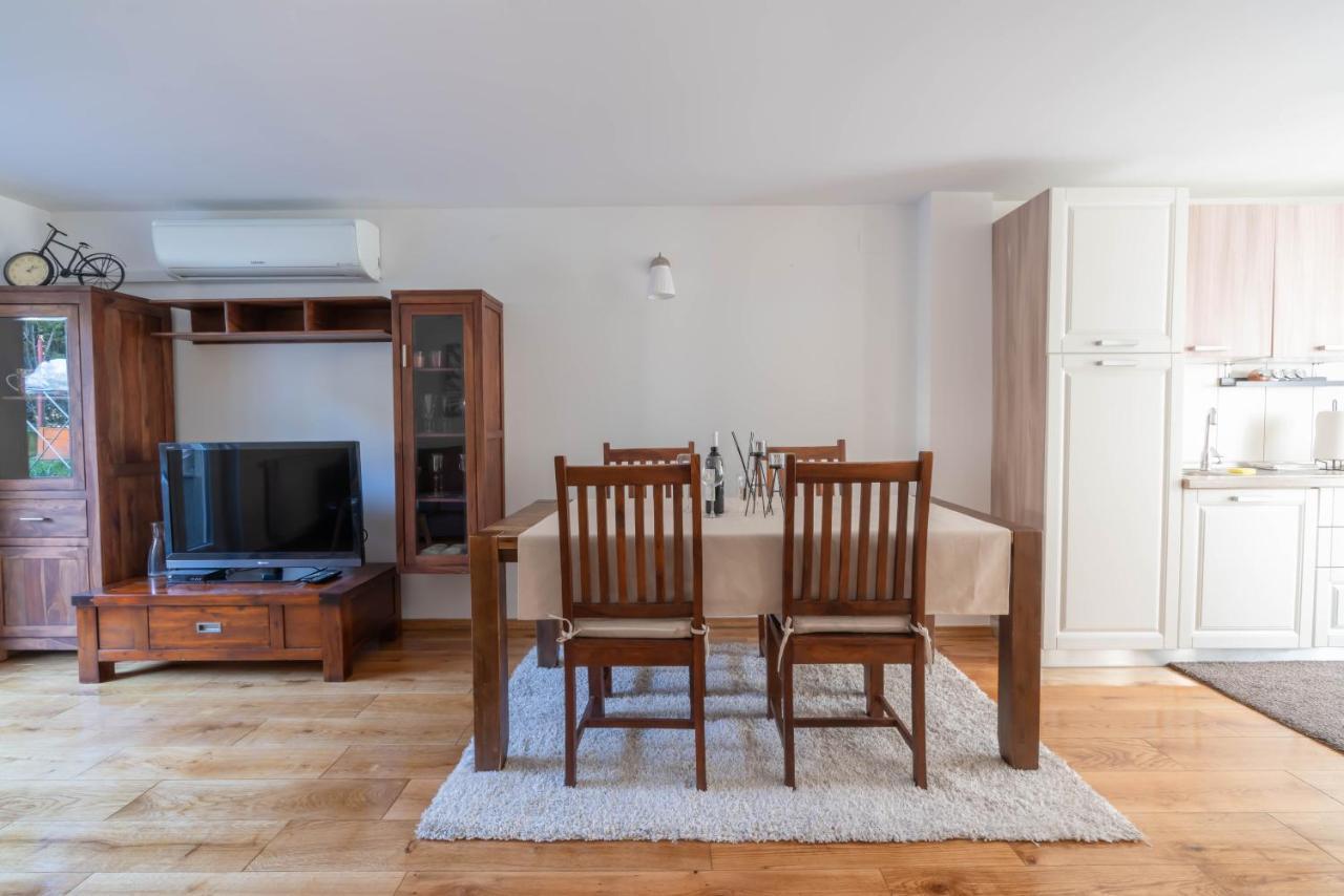 Apartment Gabriella Zagreb Bagian luar foto