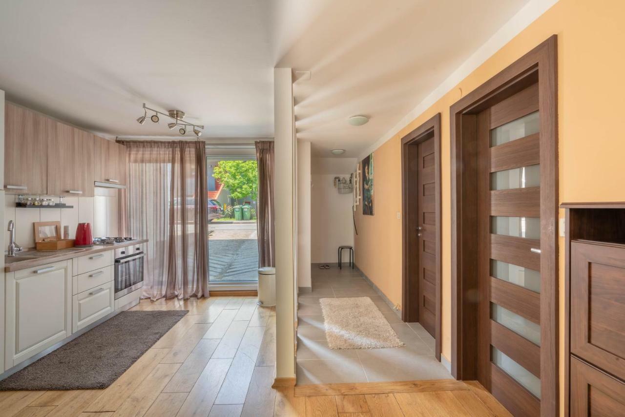 Apartment Gabriella Zagreb Bagian luar foto